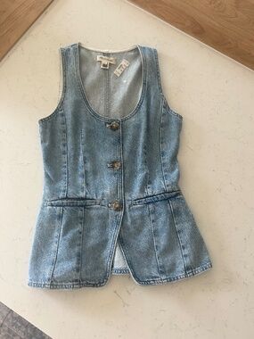 New Madewell denim vest